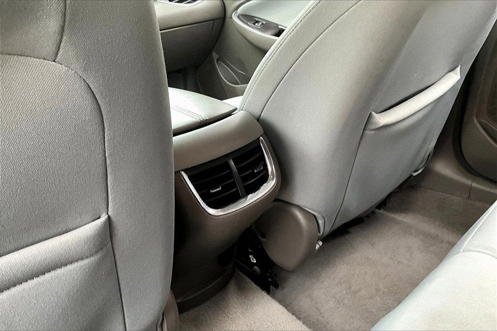 Used 2020 Chevrolet Malibu LT image 10