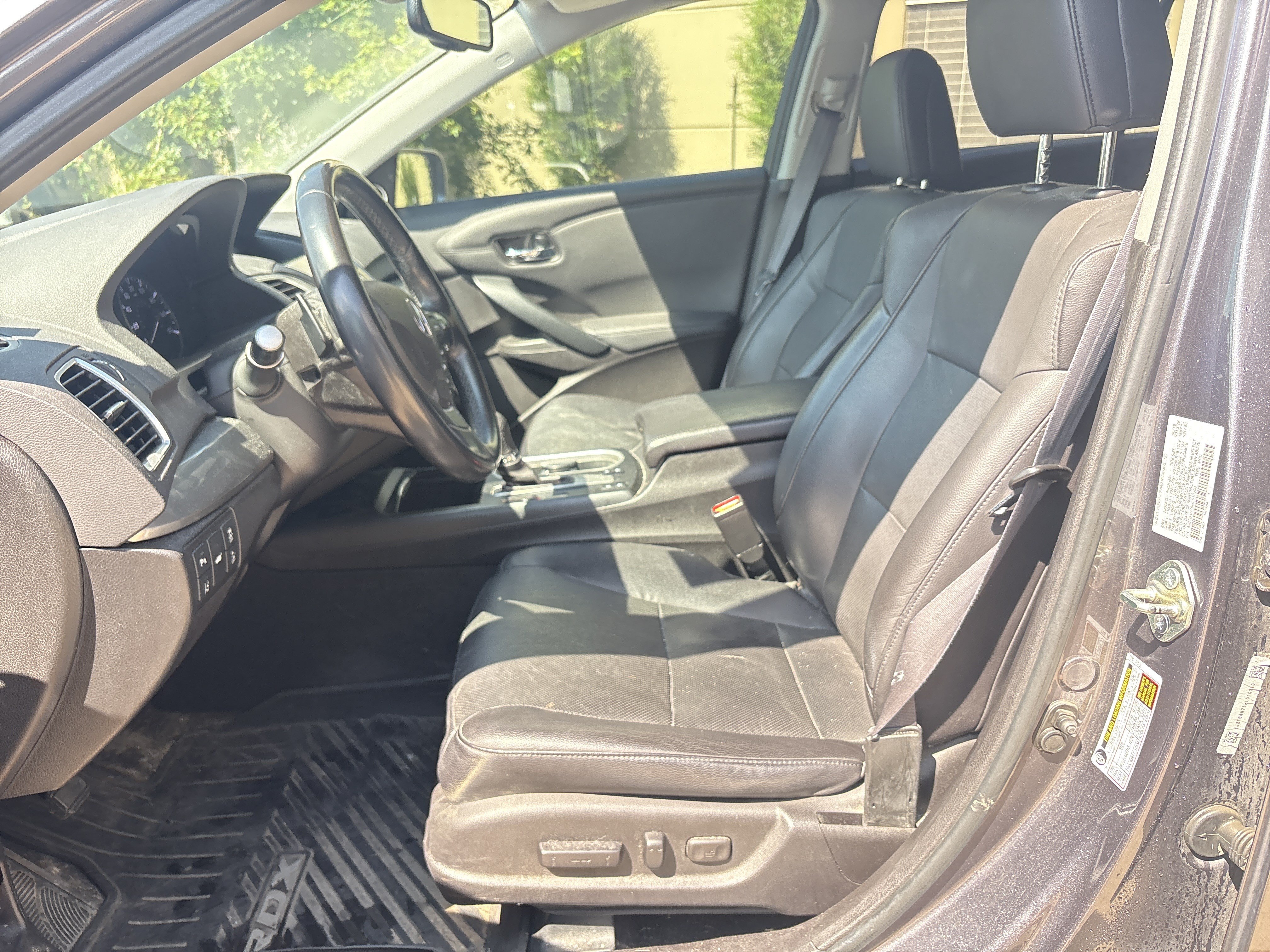 Used 2017 Acura RDX AWD w/ Advance Package image 16