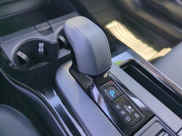 Used 2024 Toyota Prius LE FWD image 22