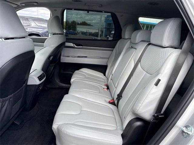 Used 2025 Hyundai Palisade SEL image 11