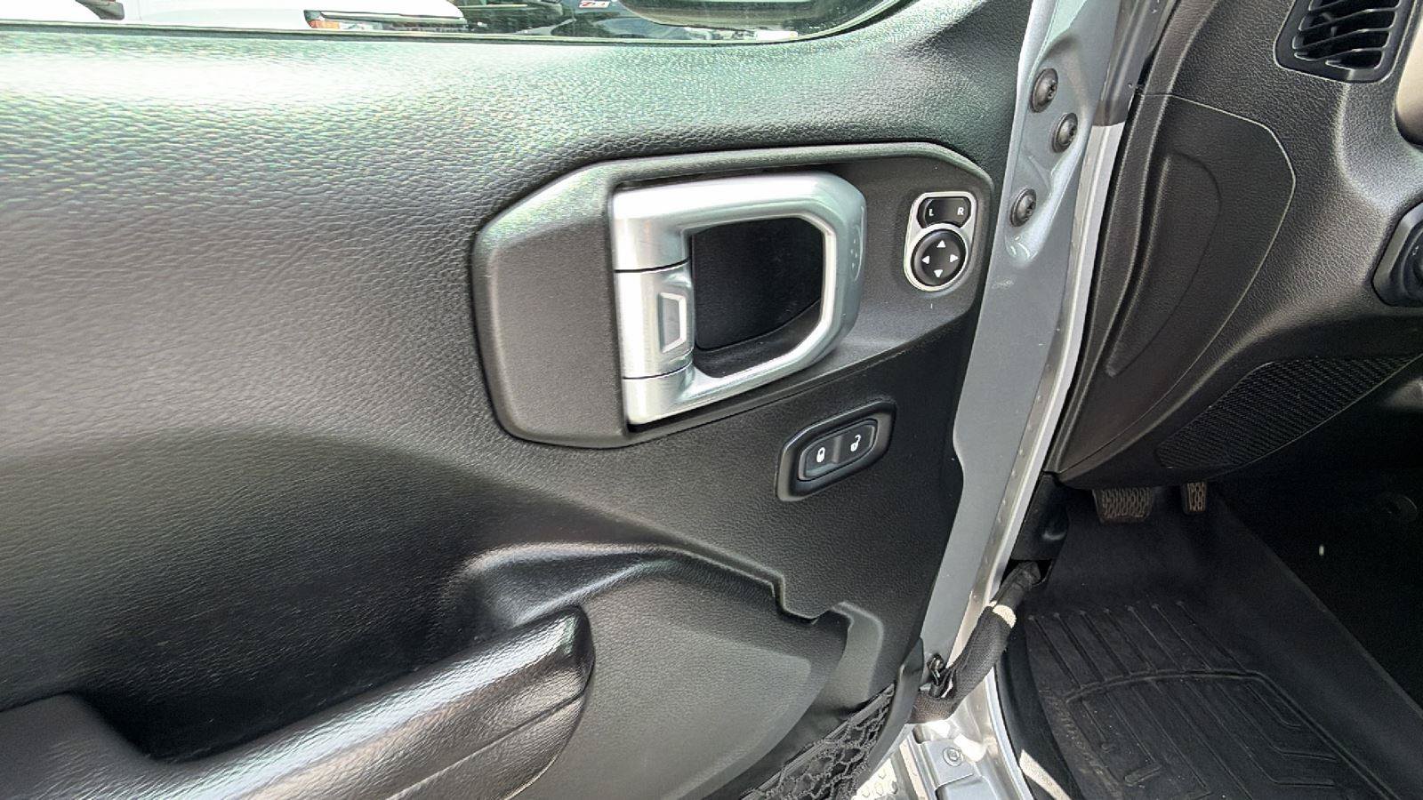 Used 2020 Jeep Wrangler Unlimited Sport AWD/4WD image 11