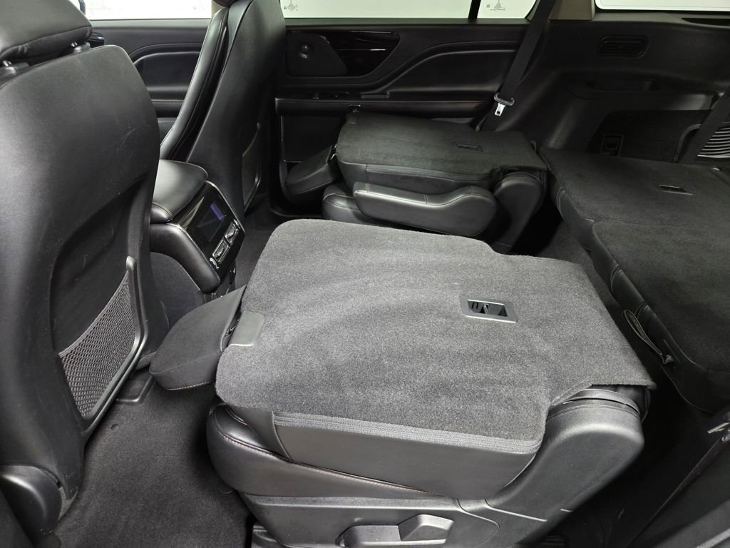 Used 2022 Lincoln Aviator Reserve w/ Equipment Group 201A image 42