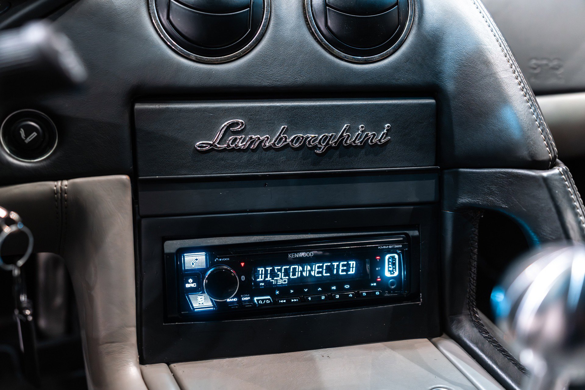 Used 2005 Lamborghini Murcielago Coupe image 16