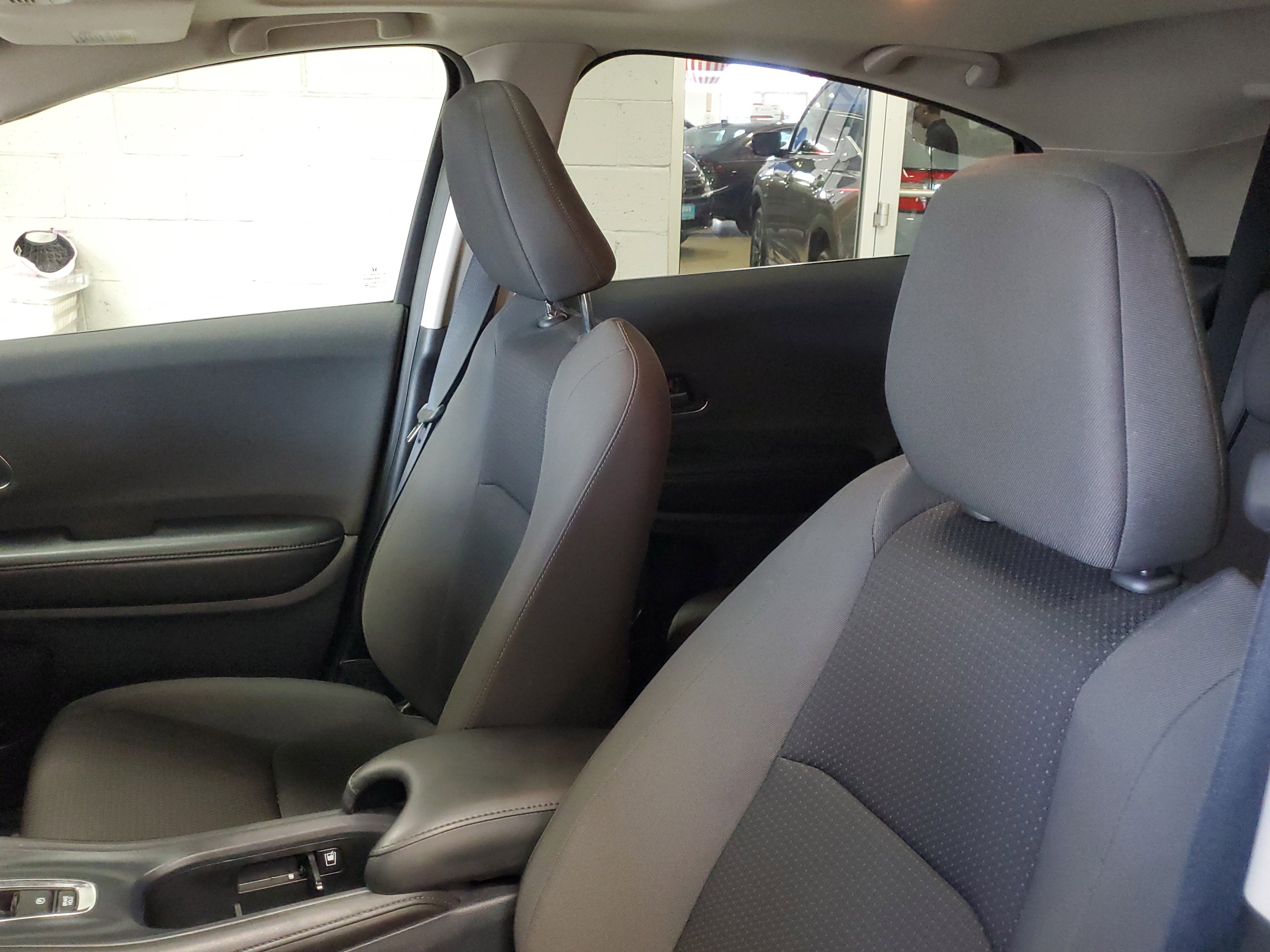 Used 2022 Honda HR-V EX image 18