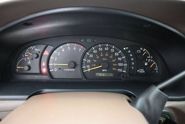 Used 2004 Toyota Tundra Limited w/ Towing Pkg RWD image 11