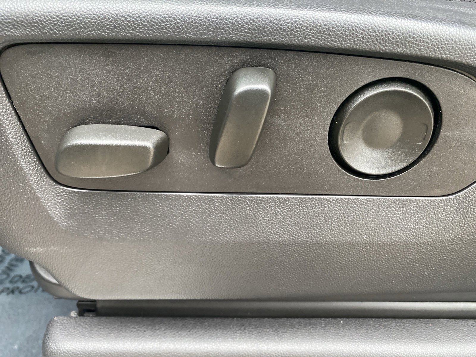 Used 2023 GMC Sierra 1500 Elevation image 8