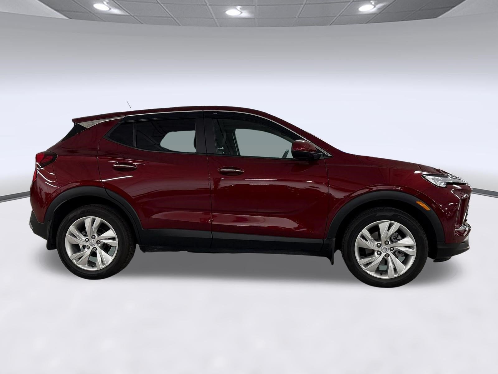 Used 2024 Buick Encore GX Preferred w/ Comfort Package FWD image 8