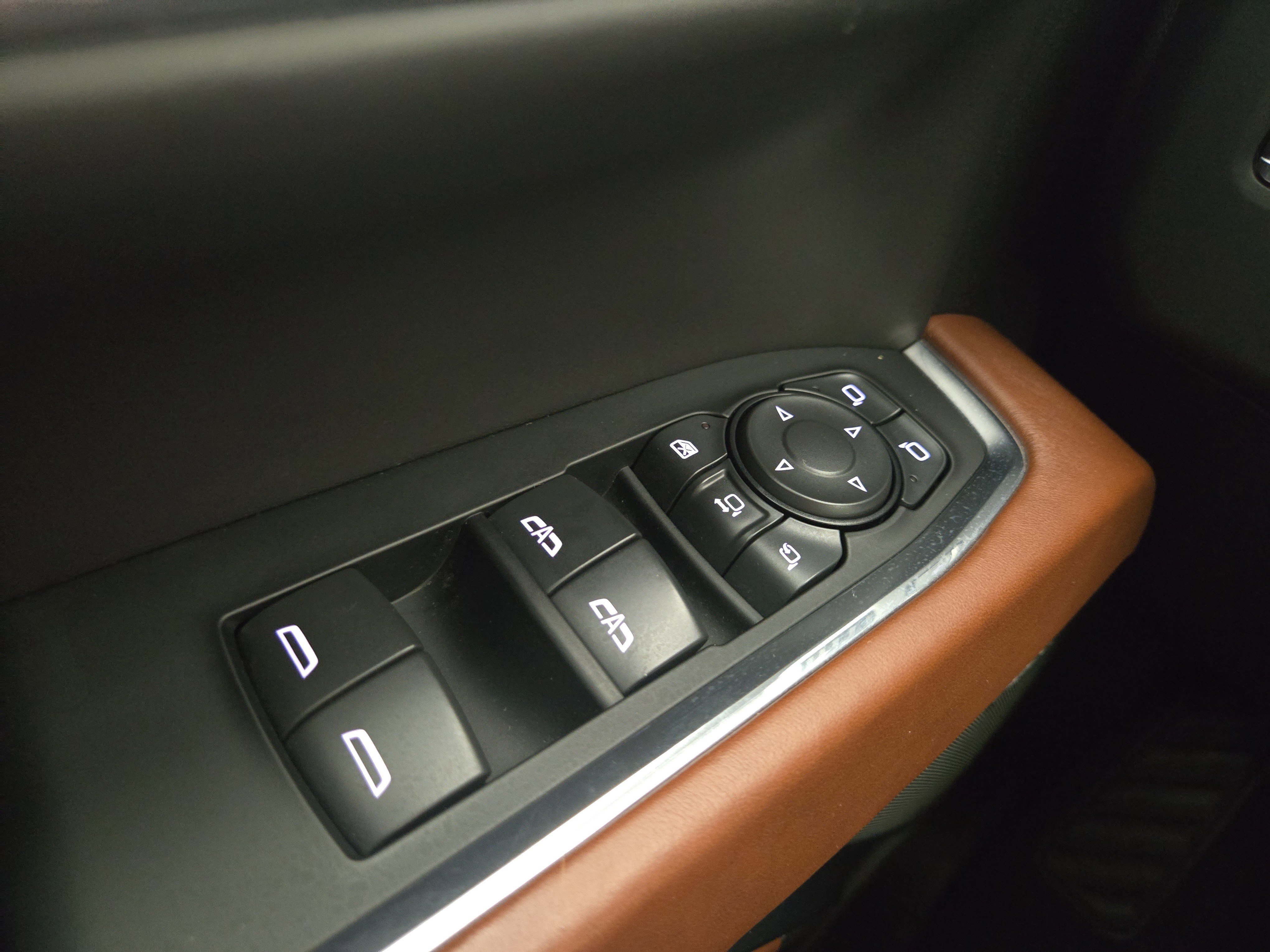 Certified 2024 GMC Sierra 3500 Denali Ultimate image 30