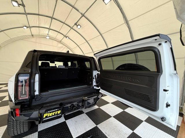Used 2024 GMC Hummer EV 2X AWD/4WD image 4