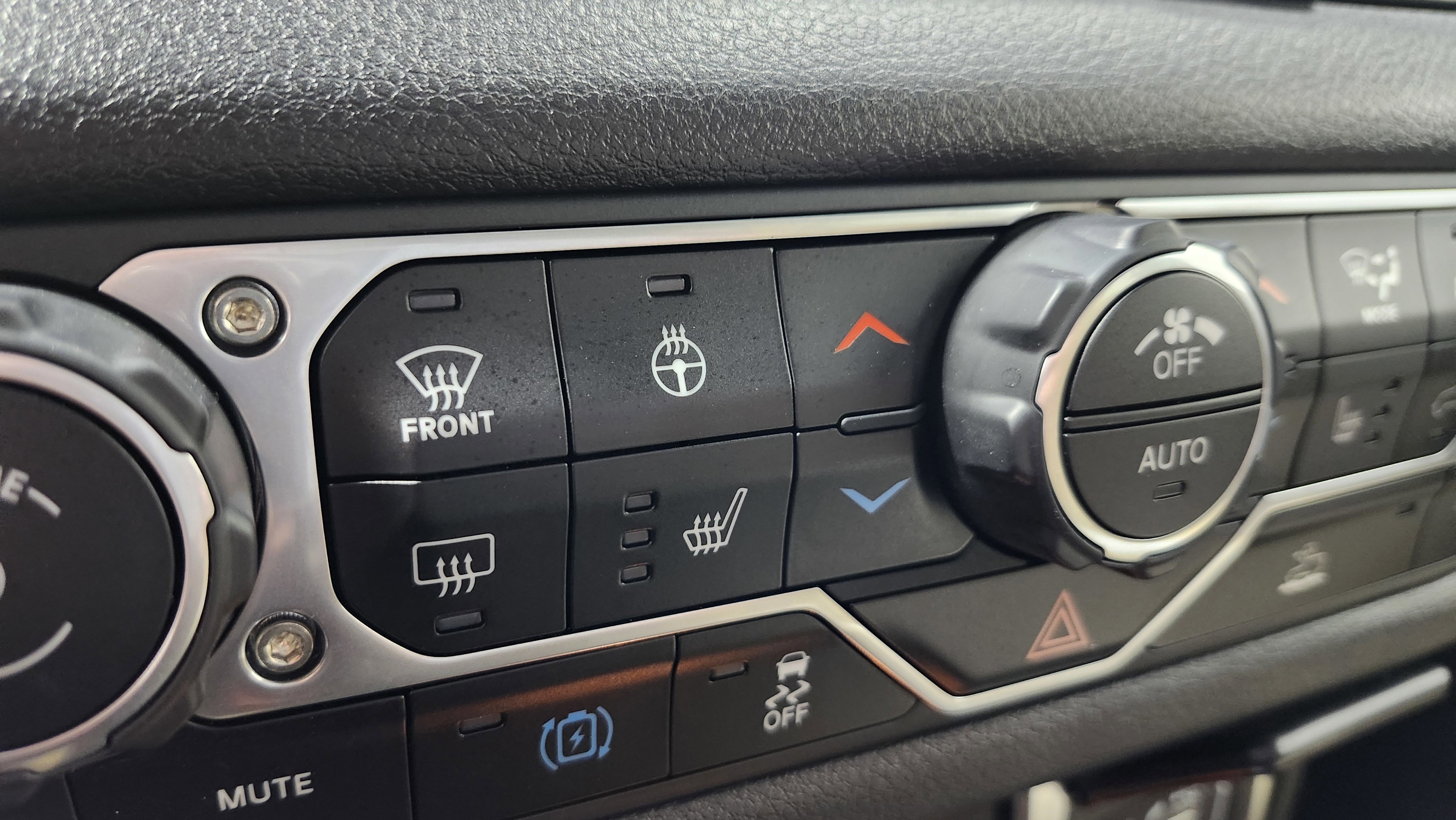 Used 2025 Jeep Wrangler Unlimited Sport S 4xe image 7