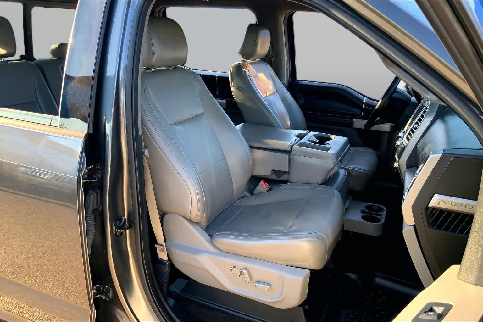Used 2016 Ford F150 Lariat AWD/4WD image 9