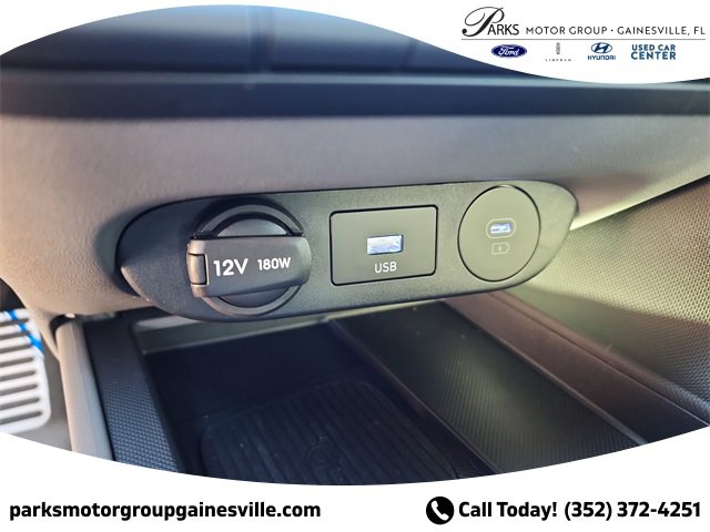 New 2025 Hyundai Elantra Sport image 17