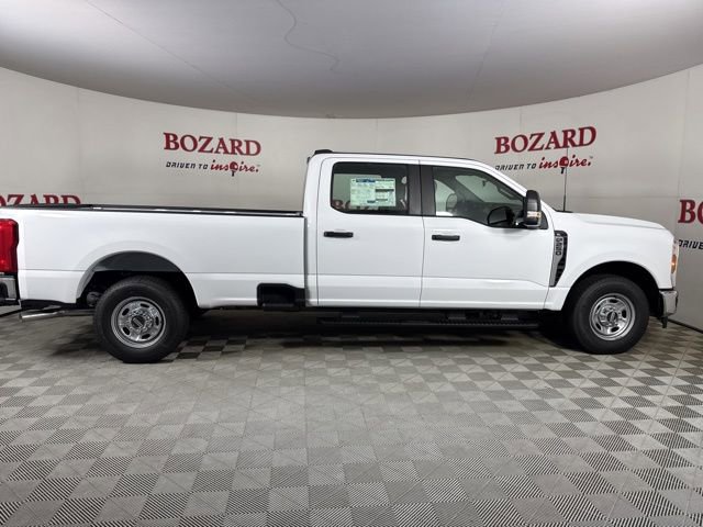 New 2026 Ford F250 XL w/ XL Chrome Package image 8