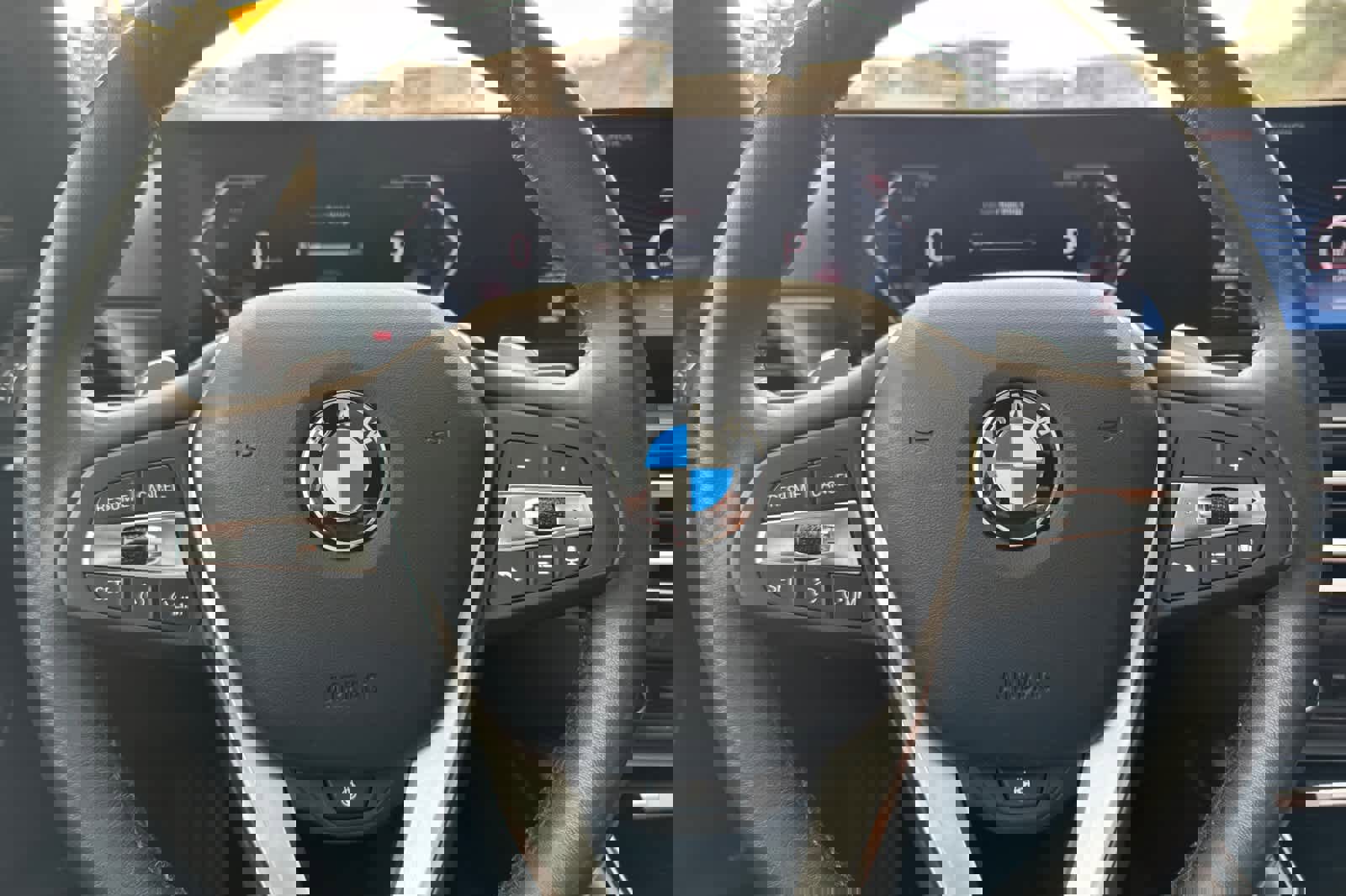 Certified 2023 BMW 230i Coupe w/ Premium Package image 28