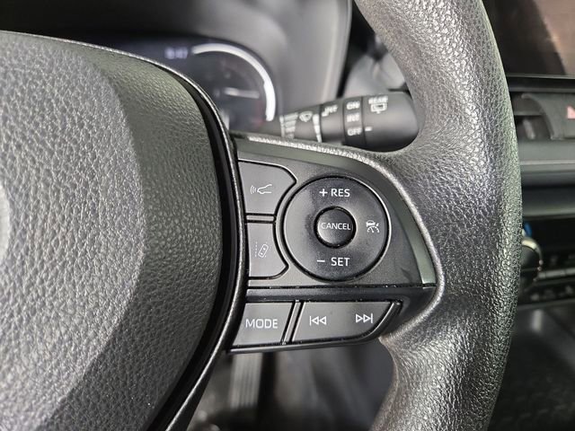 Used 2025 Toyota RAV4 XLE image 23