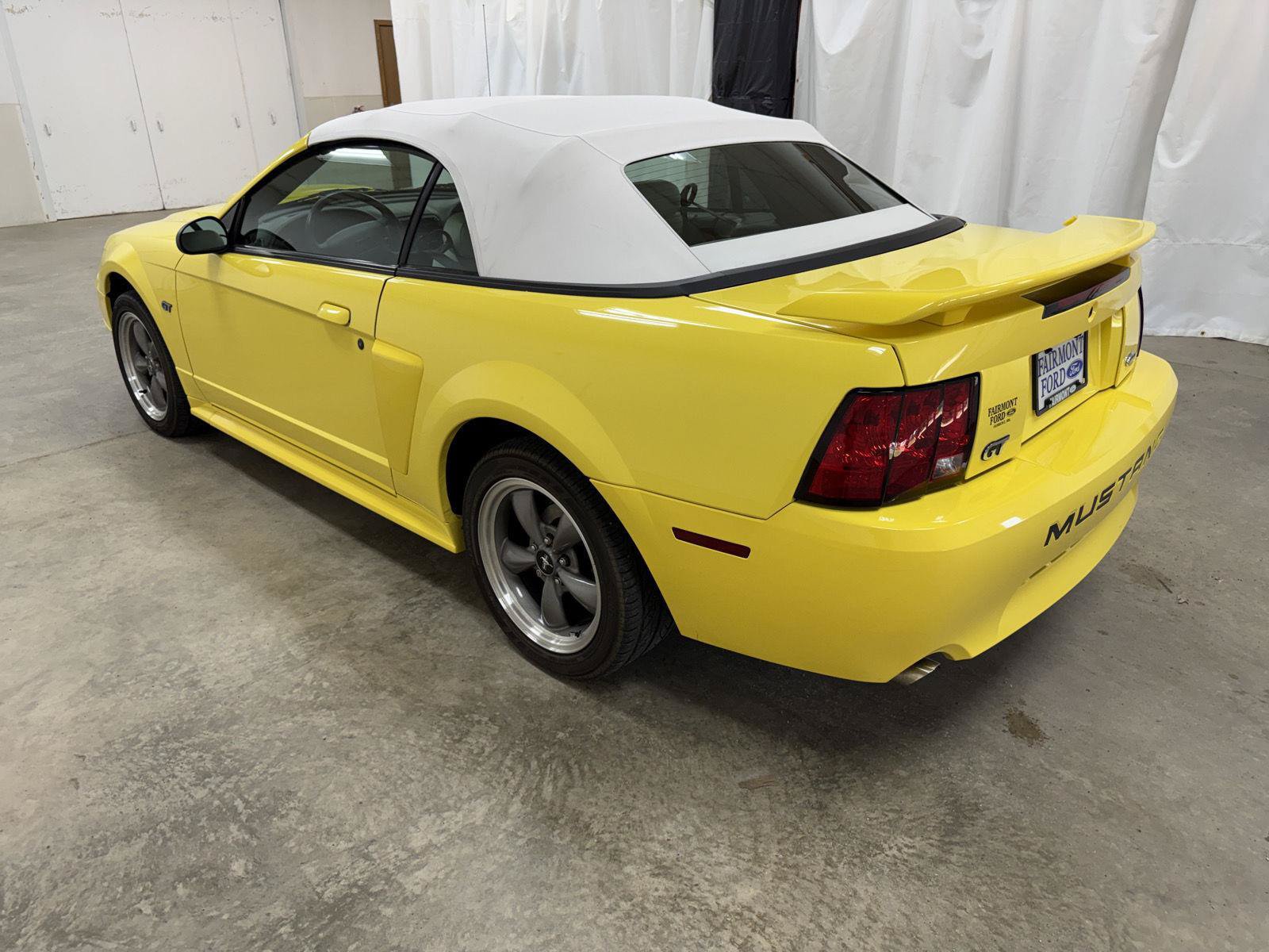 Used 2001 Ford Mustang GT Premium RWD image 5