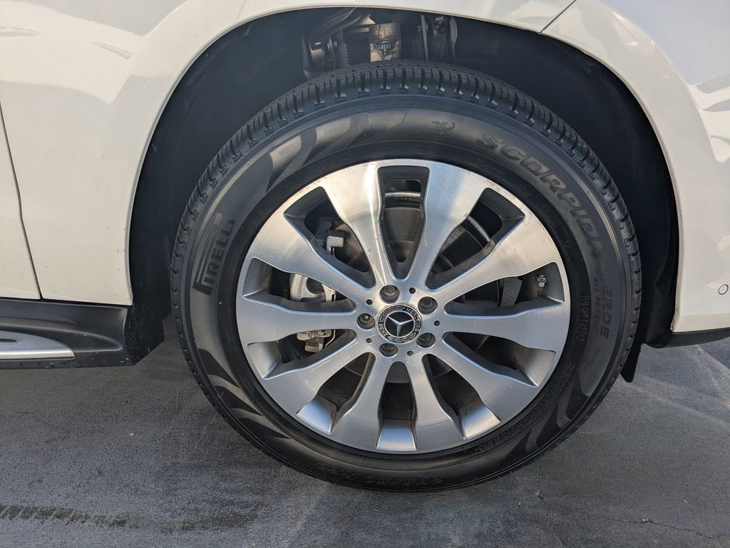 Used 2017 Mercedes-Benz GLS 450 4MATIC image 21