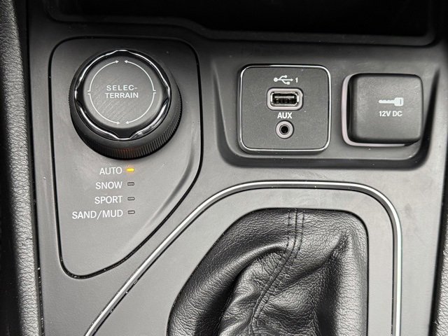 Used 2022 Jeep Cherokee Latitude image 26