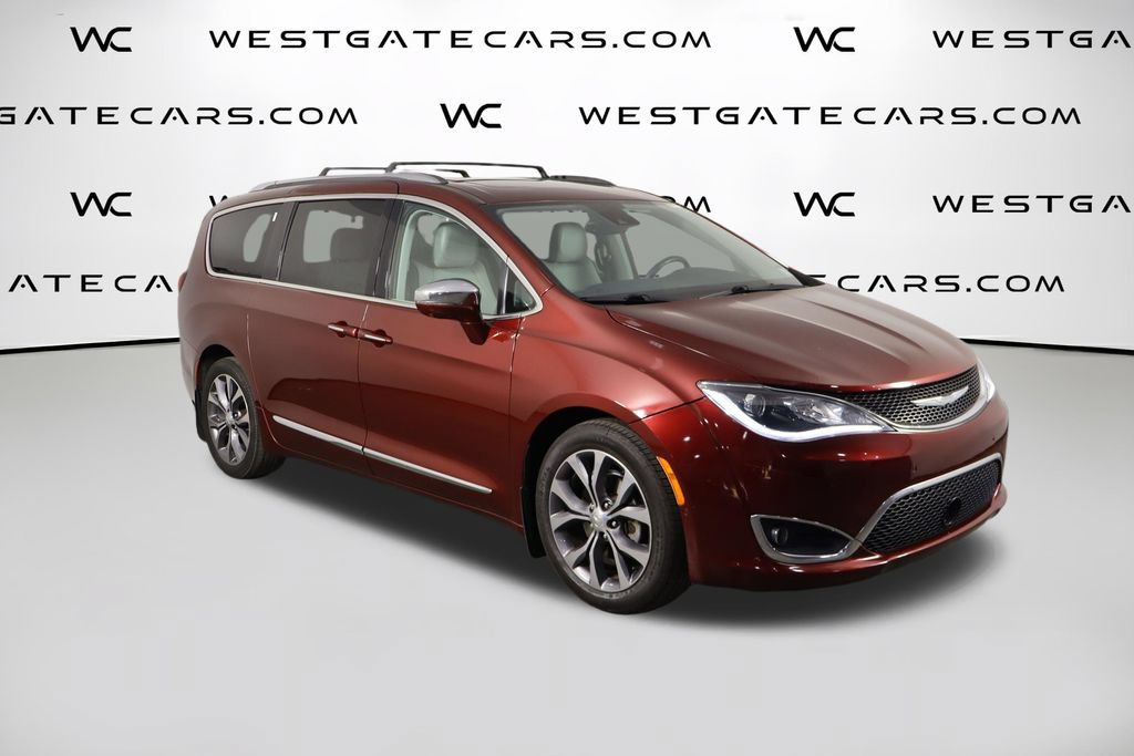 Used 2017 Chrysler Pacifica Limited w/ UConnect Theater Package FWD image 46