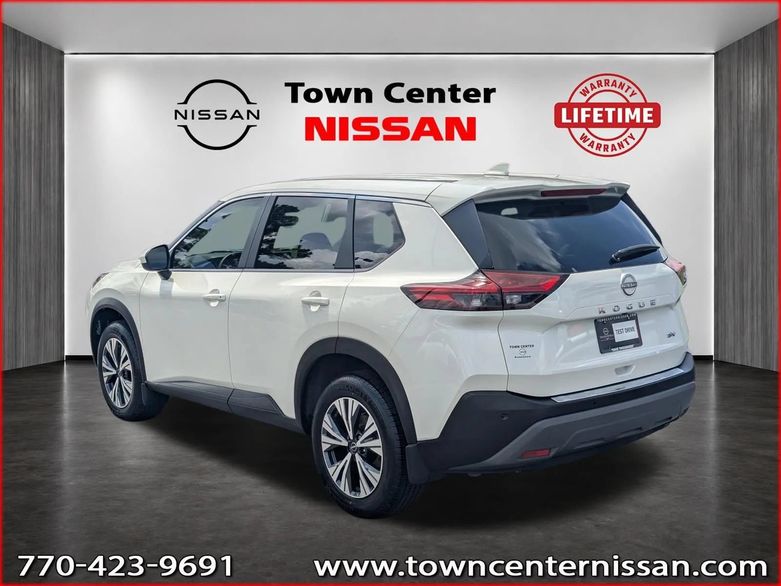 Certified 2023 Nissan Rogue SV FWD image 5
