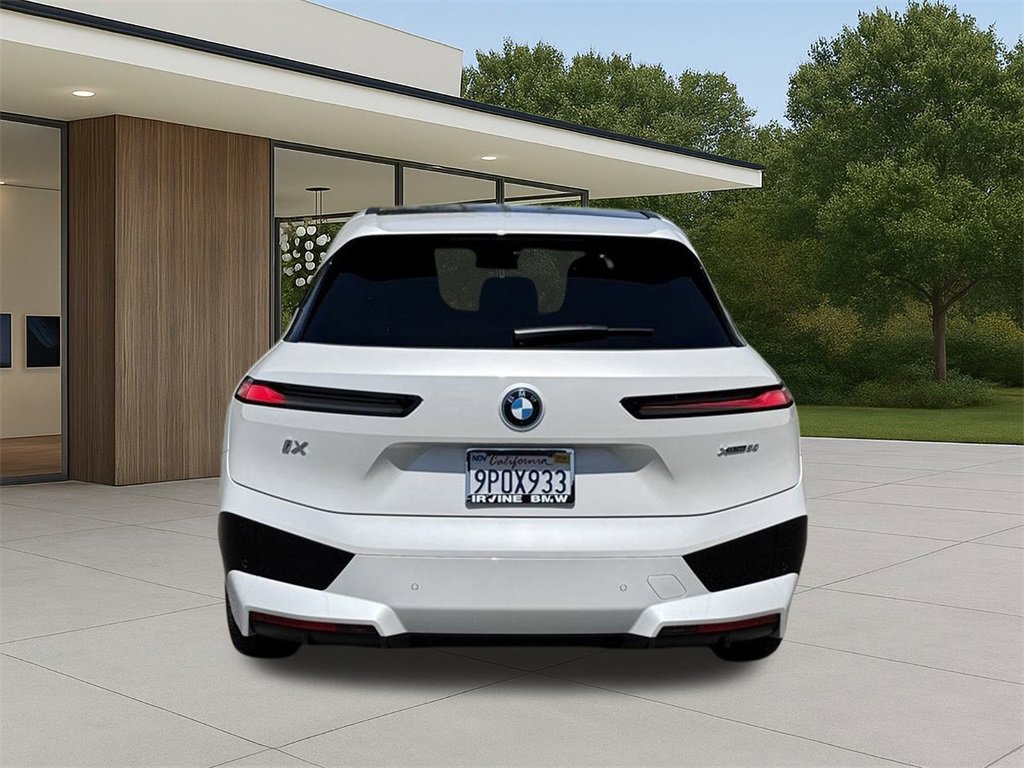 Used 2025 BMW iX xDrive50 w/ Sport Package image 7