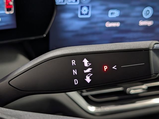 New 2026 Chevrolet Equinox EV LT image 21