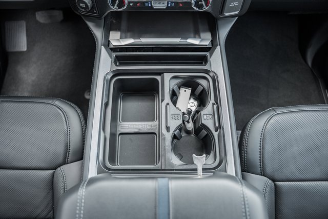 New 2026 Ford F250 Platinum image 35