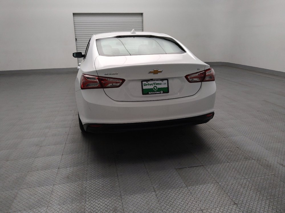 Used 2021 Chevrolet Malibu LT FWD image 6