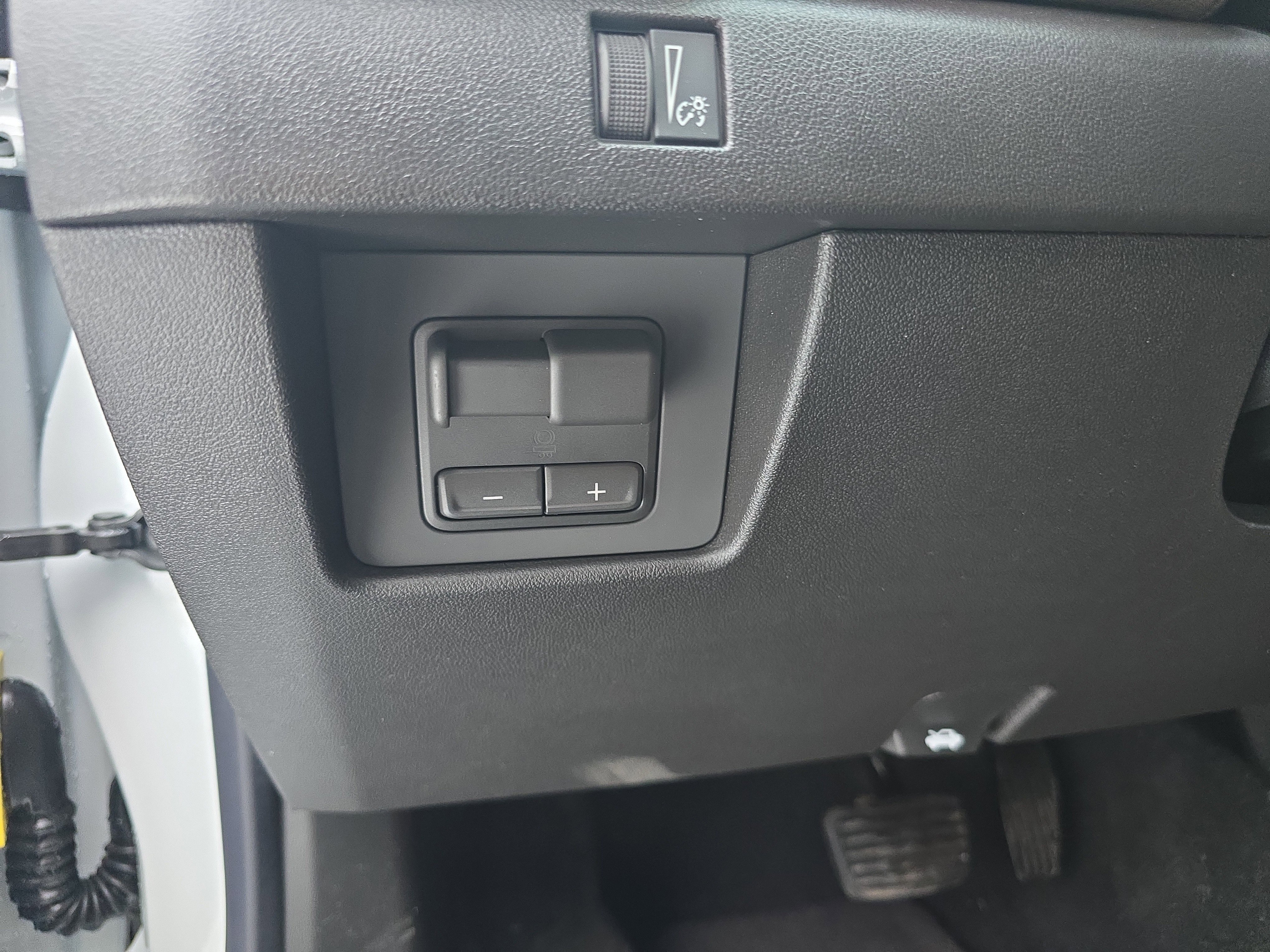 New 2026 GMC Canyon Denali image 18