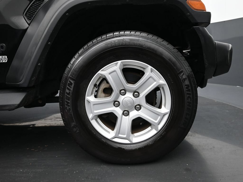 Used 2021 Jeep Wrangler Unlimited Sport AWD/4WD image 10