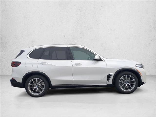 New 2026 BMW X5 xDrive50e w/ Executive Package image 8