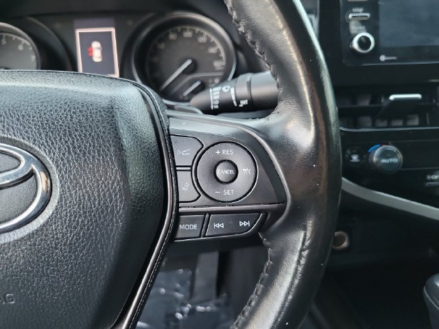 Used 2023 Toyota Camry SE FWD image 16