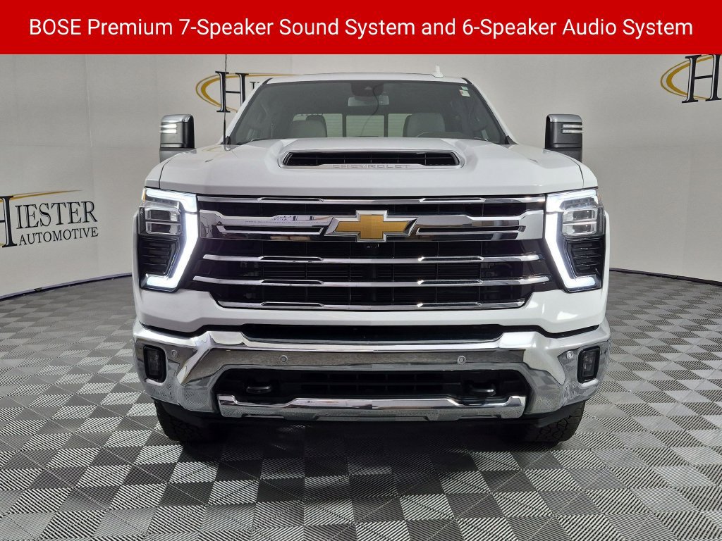 Used 2025 Chevrolet Silverado 2500 LTZ w/ LTZ Plus Package AWD/4WD image 11