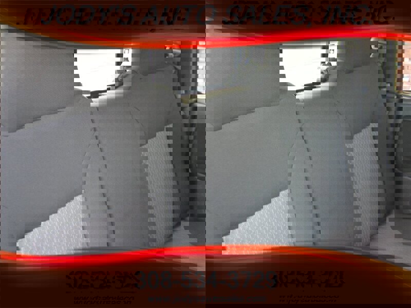 Used 2008 GMC Canyon SLE image 18