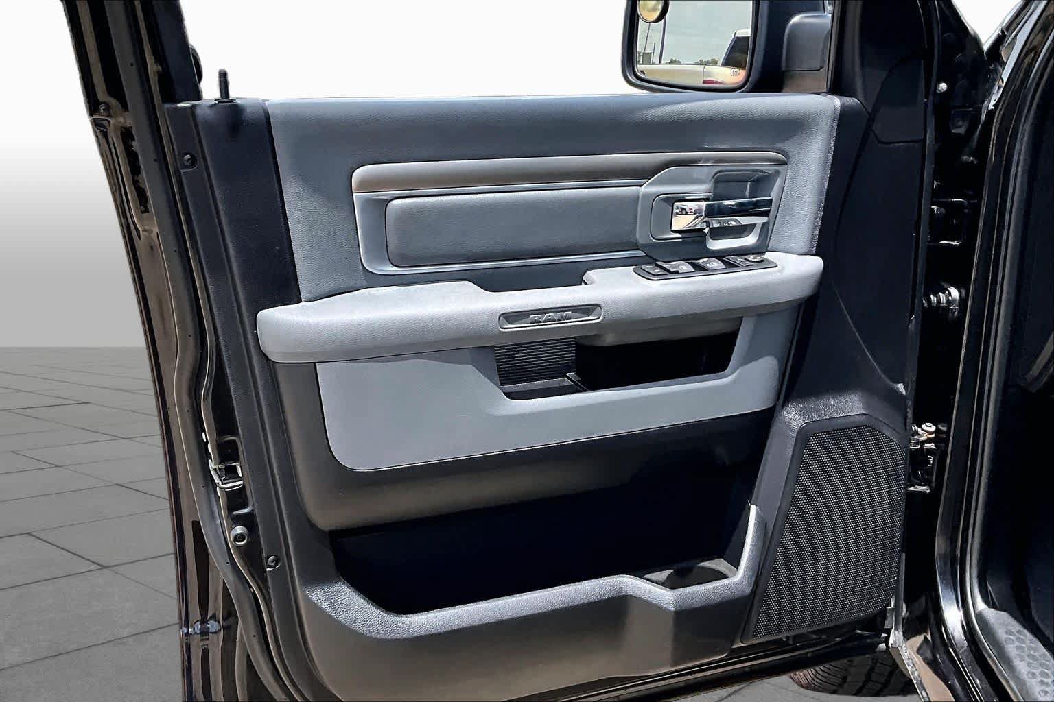 Used 2016 RAM 1500 Lone Star RWD image 20