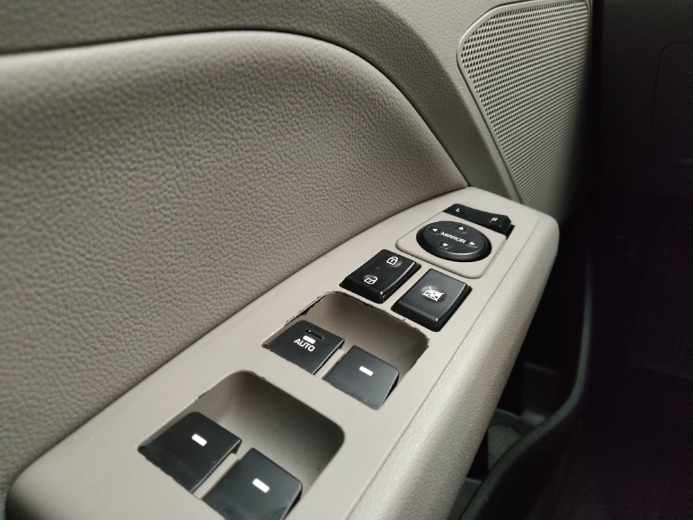 Used 2017 Hyundai Elantra Limited w/ Limited Ultimate Package 05 image 27