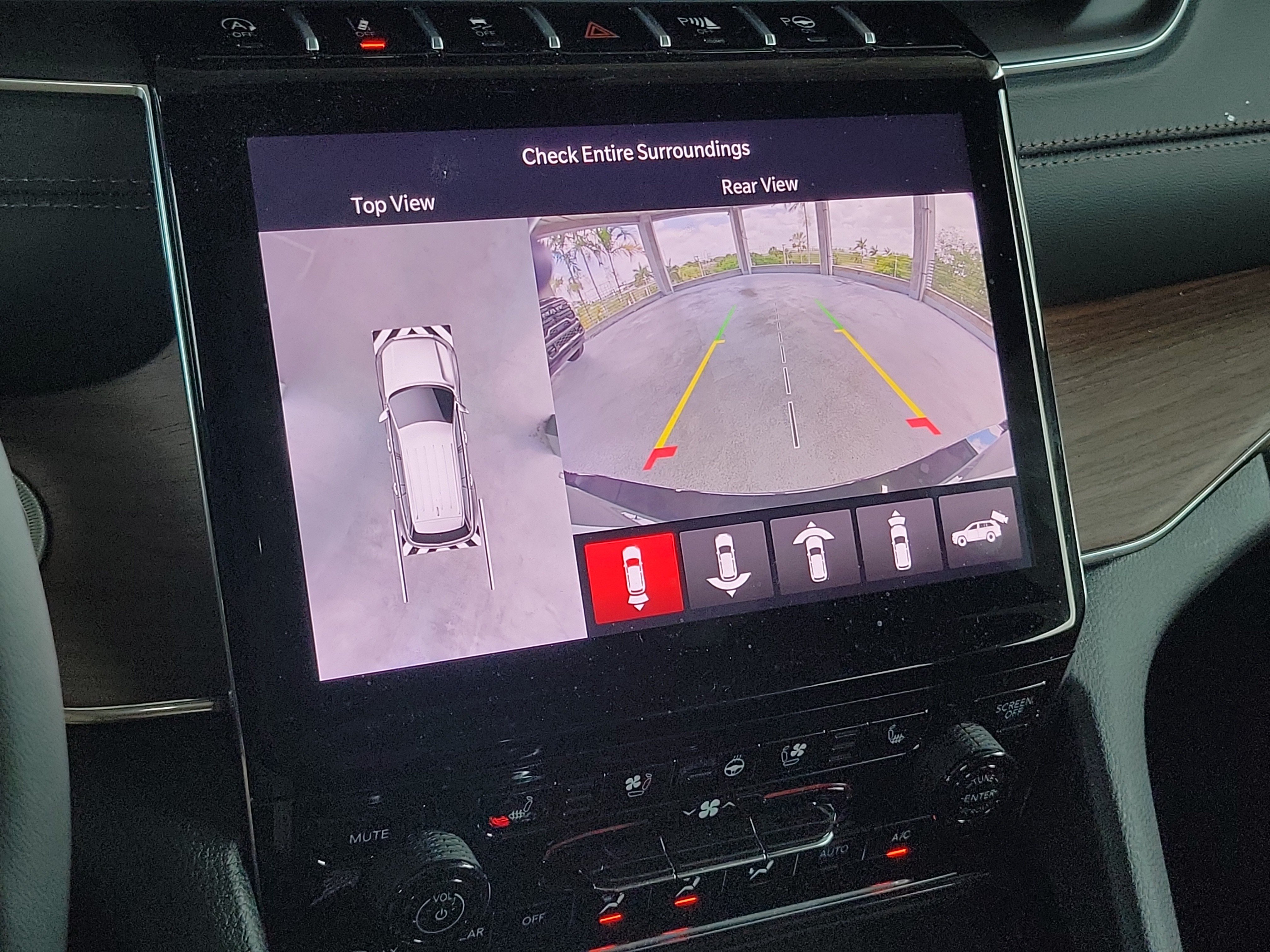 New 2025 Jeep Grand Cherokee L Summit w/ Advanced Protech Group IV AWD/4WD image 27