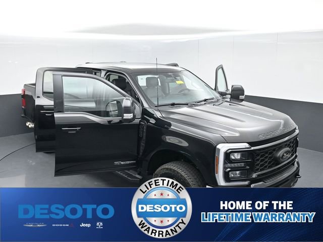 New 2026 Ford F250 Lariat w/ Black Appearance Package image 52