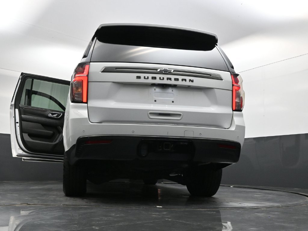 Used 2022 Chevrolet Suburban Z71 w/ Luxury Package AWD/4WD image 44