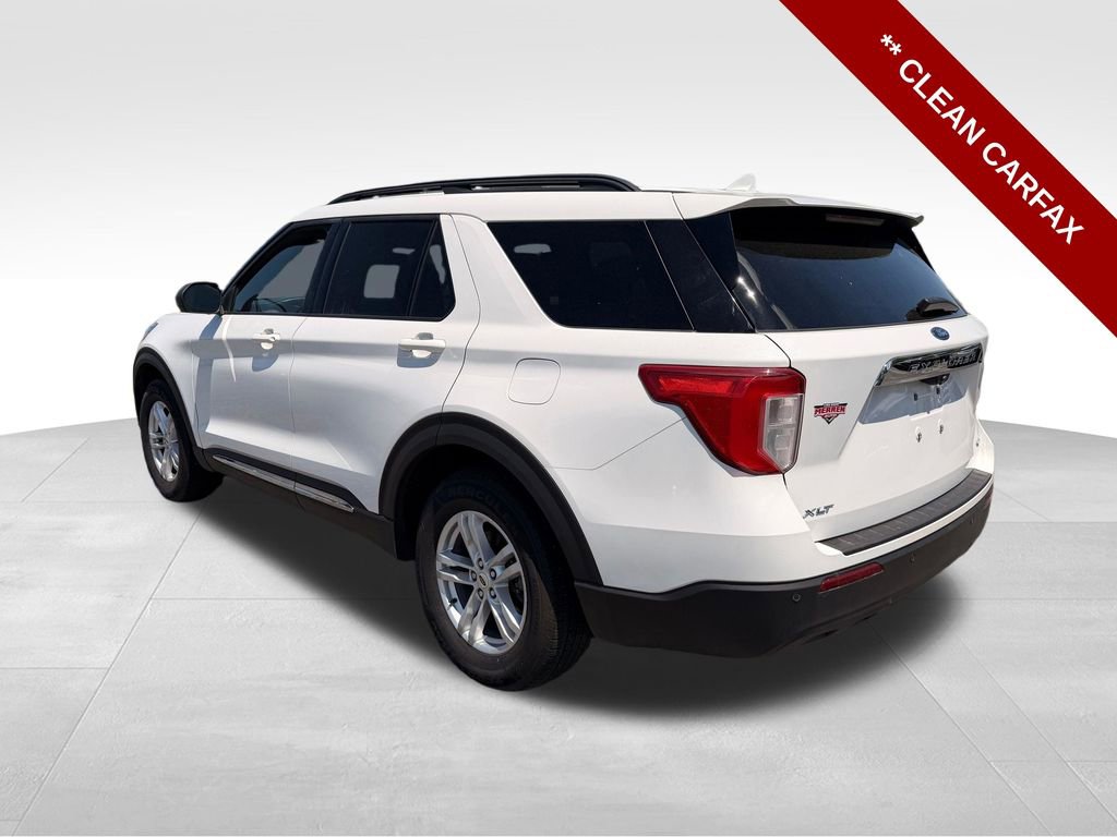 Used 2020 Ford Explorer XLT w/ Cold Weather Package AWD/4WD image 3