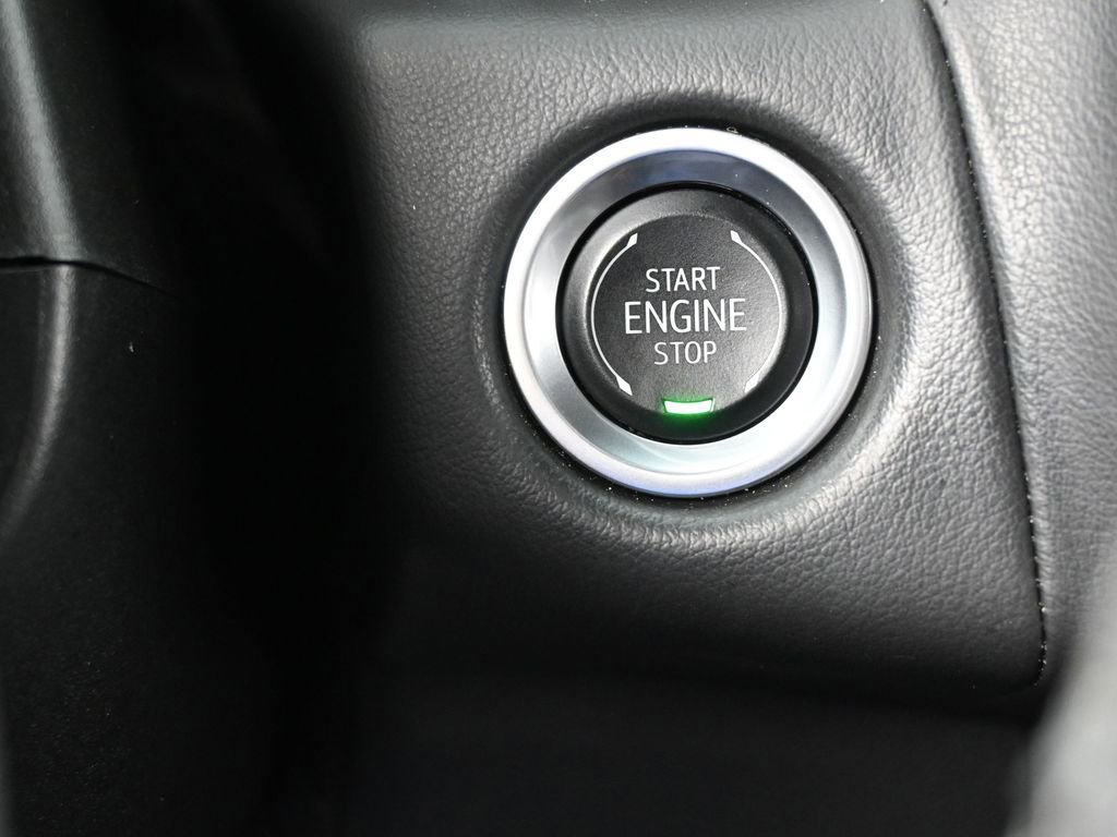 Used 2024 Chevrolet Suburban LS w/ Driver Alert Package RWD image 29