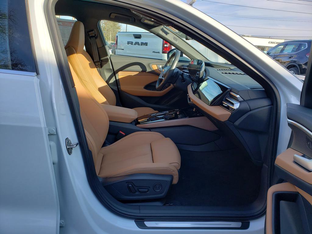 Used 2025 Audi A5 2.0T Premium Plus w/ Premium Plus image 18