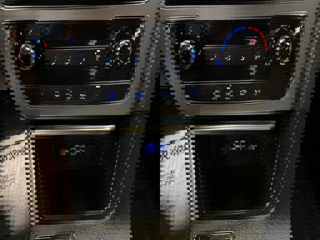 Used 2016 Hyundai Sonata SE w/ Cargo Package image 25