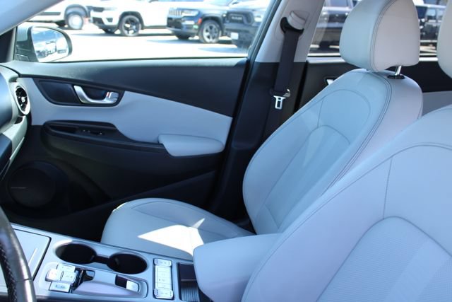 Used 2022 Hyundai Kona Limited w/ Cargo Package FWD image 33