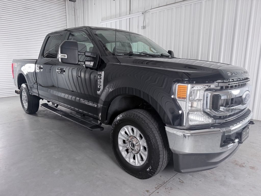 Used 2022 Ford F250 XL w/ STX Appearance Package AWD/4WD image 3