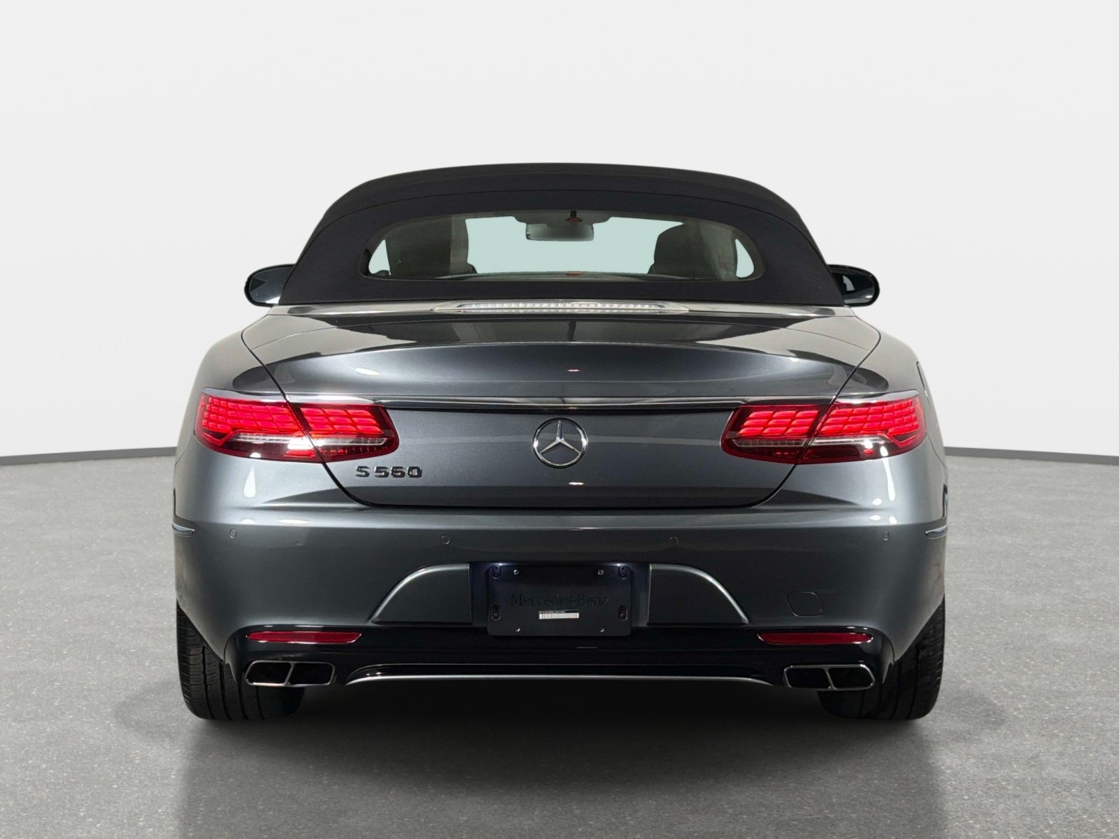 Used 2020 Mercedes-Benz S 560 Cabriolet image 4