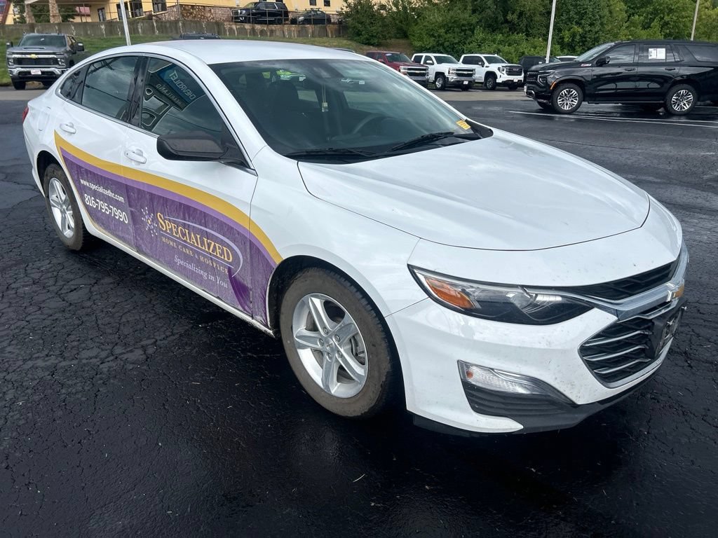 Used 2023 Chevrolet Malibu LS FWD image 3