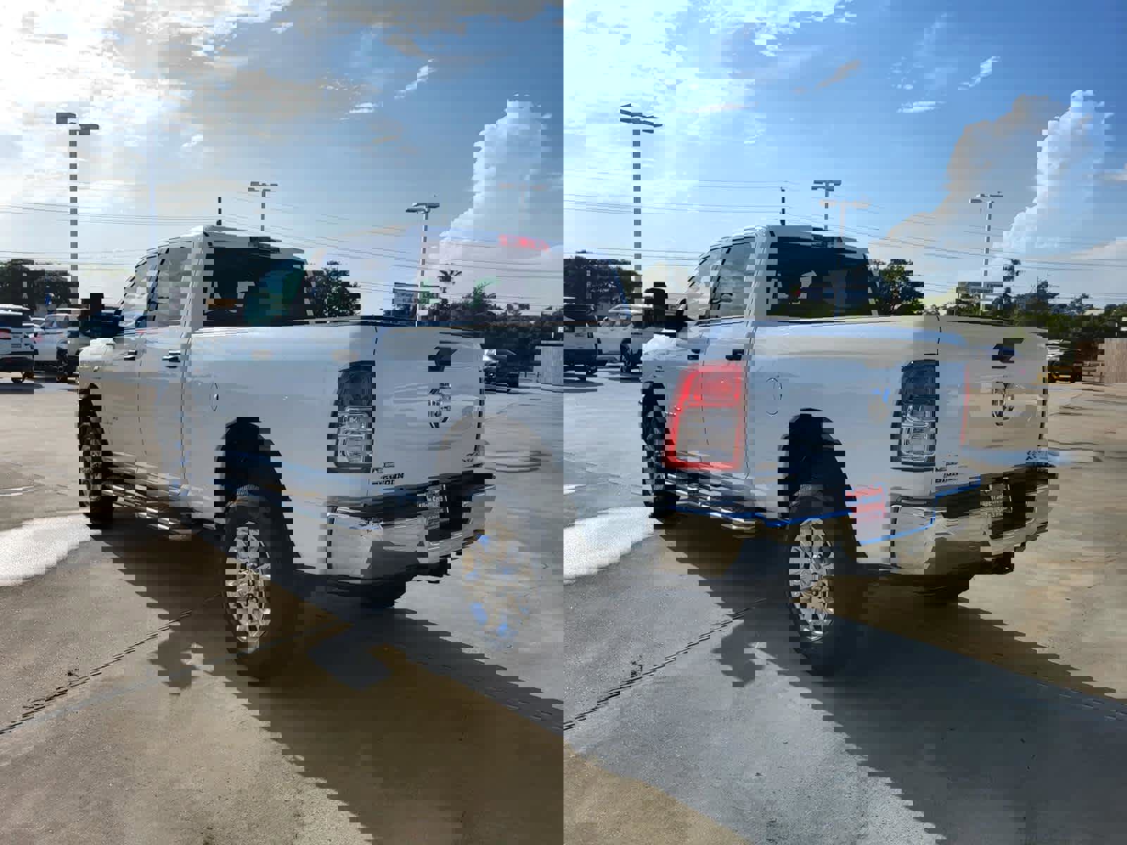 Used 2023 RAM 2500 Big Horn w/ Level 1 Equipment Group image 3