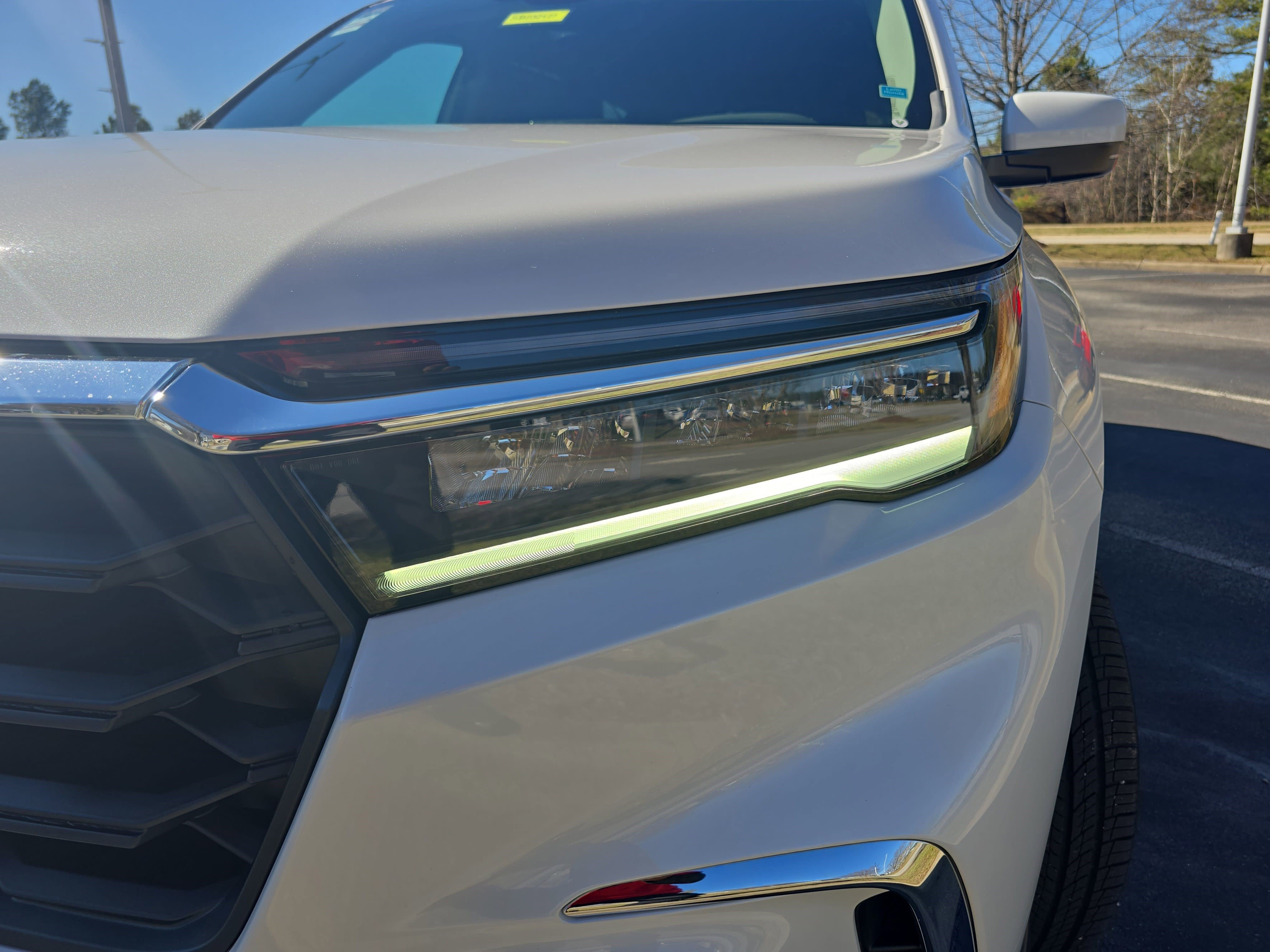 Used 2025 Honda Pilot EX-L image 32