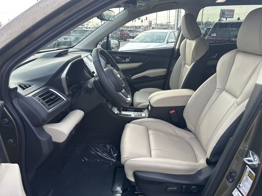 New 2026 Subaru Ascent Limited AWD/4WD image 9